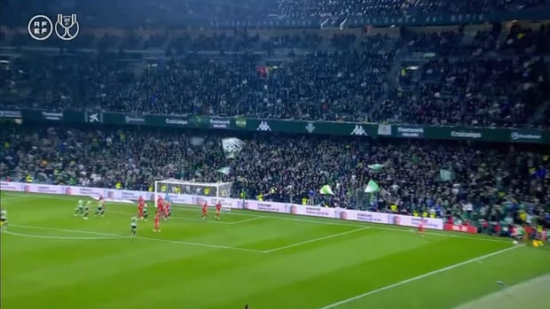 Nabil Fekir's amazing olympic goal in Seville derby
